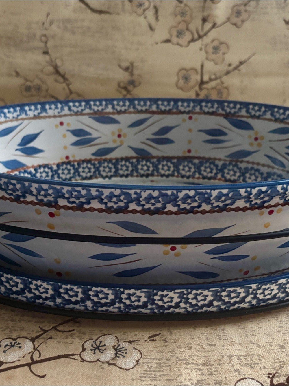 Temptations “Old World” Blue Casserole Dish w/ Baking Tray and Wire Basket